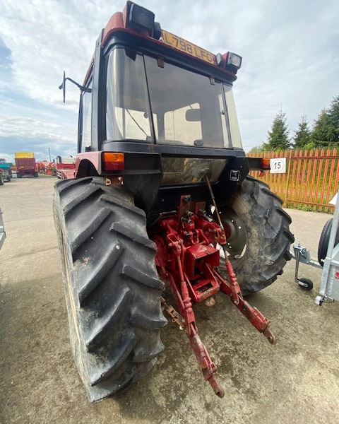 International 895 Tractor for Sale